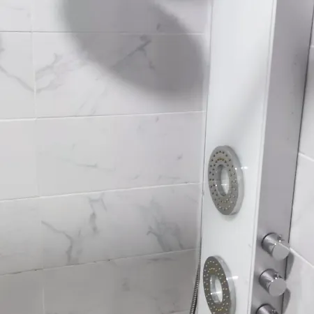 Apartment The Whale House *