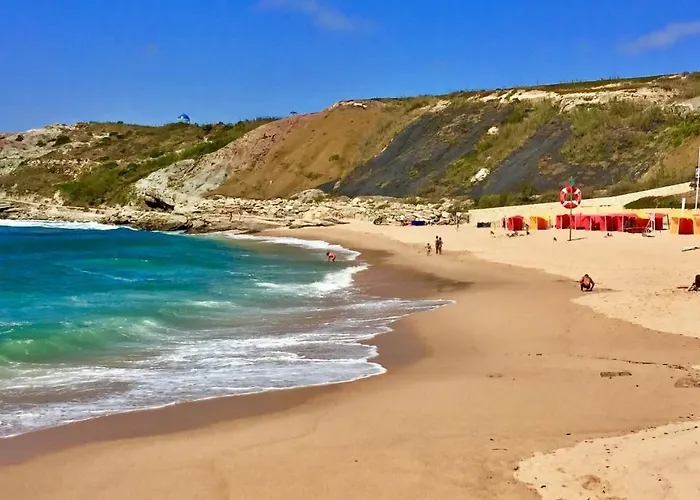 アパート The Whale House